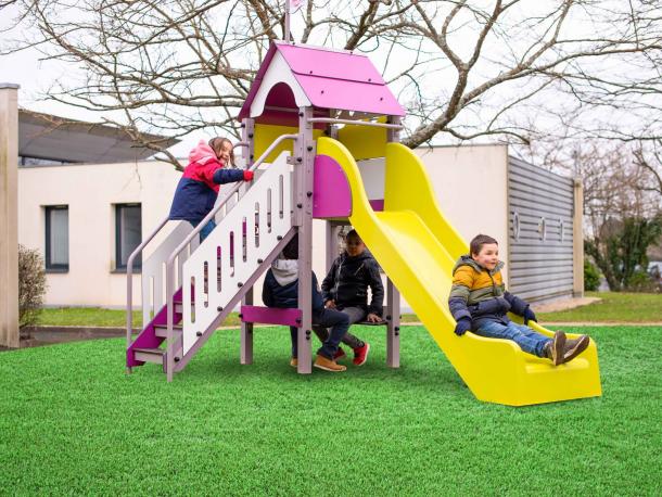 structure-citadelle-donjon-gris-prune-bois-2-10-ans-acodis