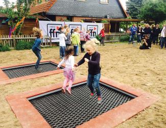 trampoline rectangle - 3 ans et +