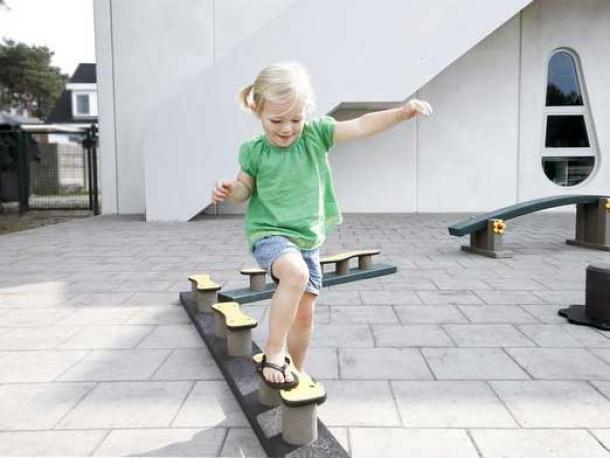 parcours zazou - les petits pieds gp99h en plastique recycle