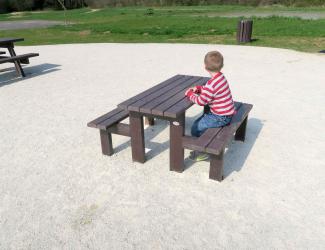 table pique nique  madrid nino crèche en plastique recyclé