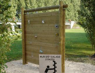 parcours sportif - mur d'escalade 2 faces