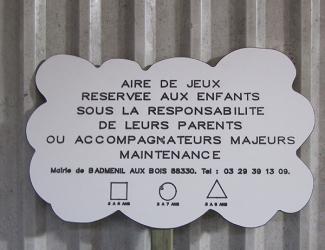 panneau information nuage multi tranches d'age (3)