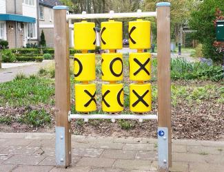tic tac toe - morpion - poteaux bois 1/8 ans