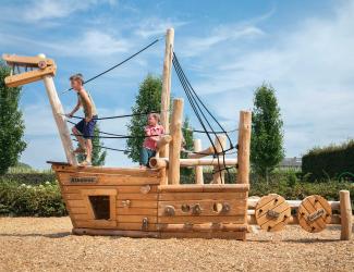 bateau robinier (proue) - 4/12 ans