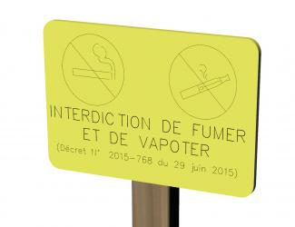 panneau d'interdiction de fumer et vapoter