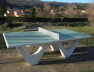 TABLE PING PONG EXTERIEUR BETON BLEUE - Partenaire Collectivité